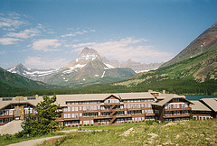 Many Glacier Hotel